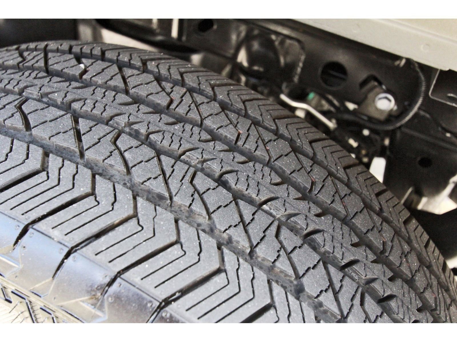 Used 2025 Ford F150 Platinum w/ FX4 Off-Road Package AWD/4WD image 33