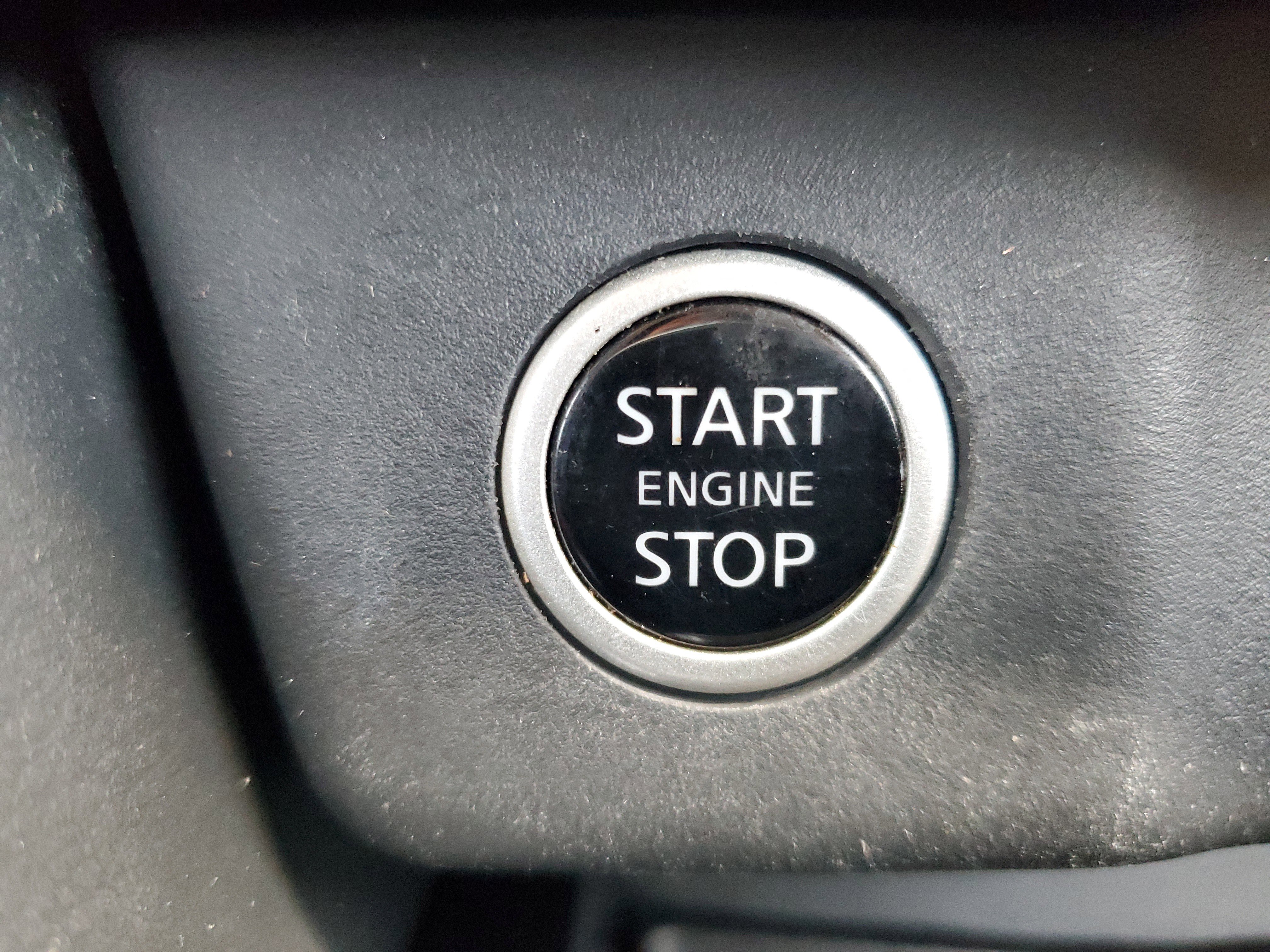 Used 2021 Nissan Rogue SV image 22