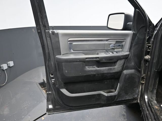 Used 2023 RAM 1500 Classic SLT image 13