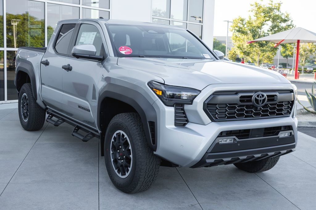 New 2026 Toyota Tacoma TRD Off-Road image 3