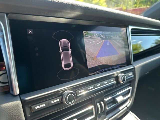 Used 2020 Porsche Macan AWD/4WD image 23