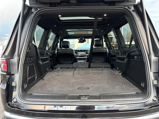 Used 2022 Jeep Wagoneer Series II w/ Premium Group I image 39