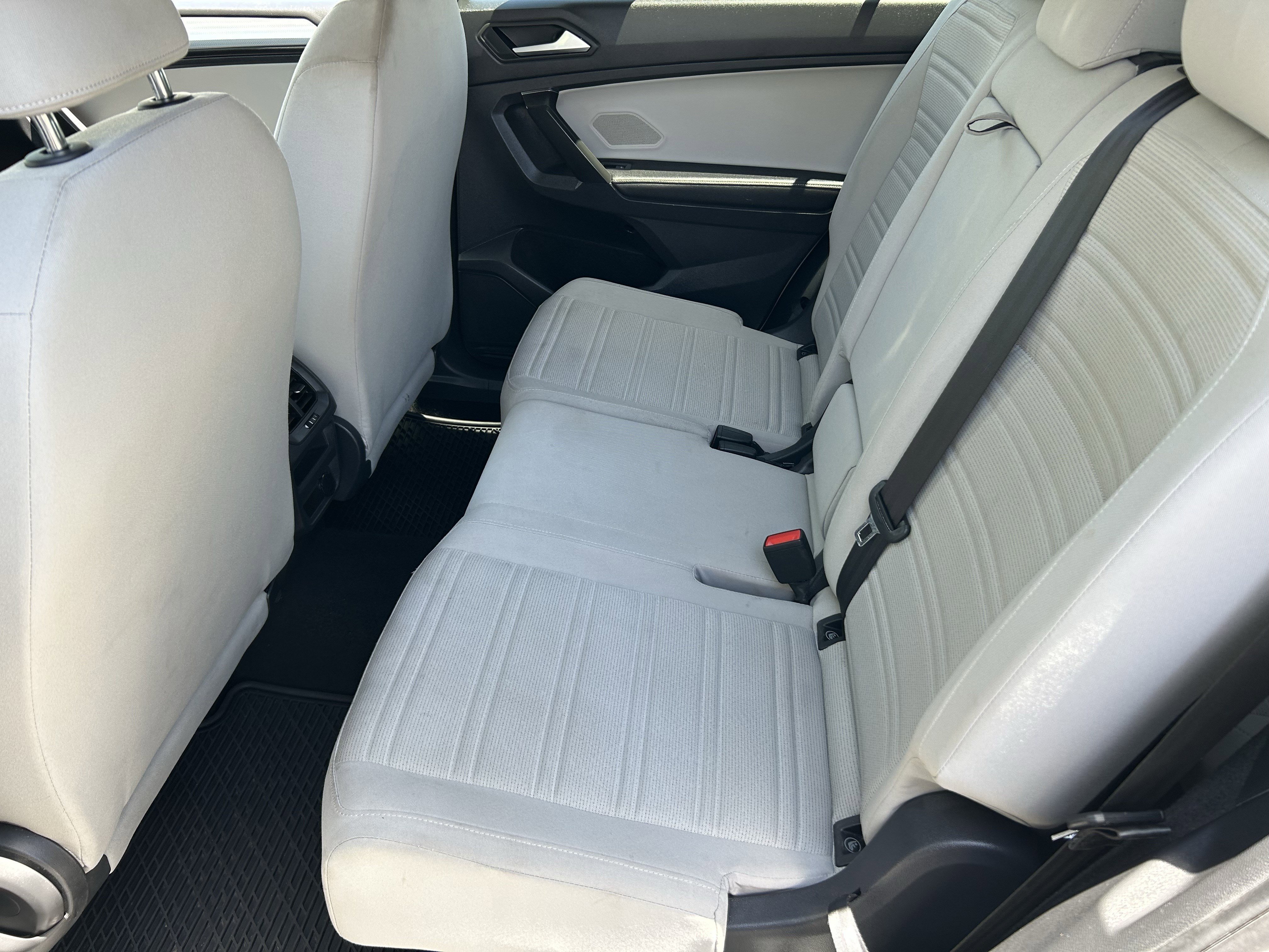 Used 2023 Volkswagen Tiguan S FWD image 15