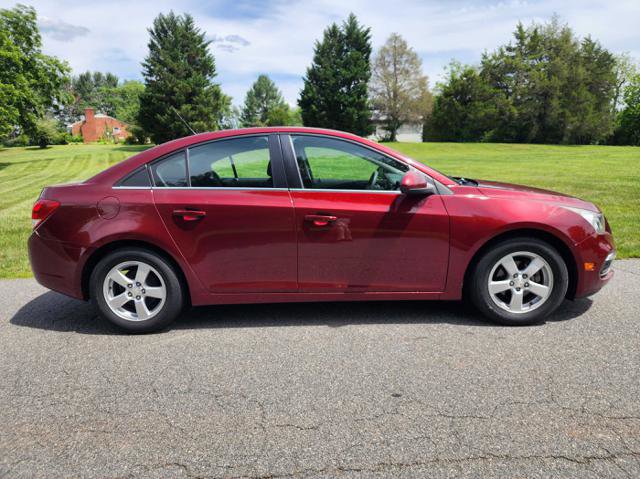 Used 2016 Chevrolet Cruze LT FWD image 5