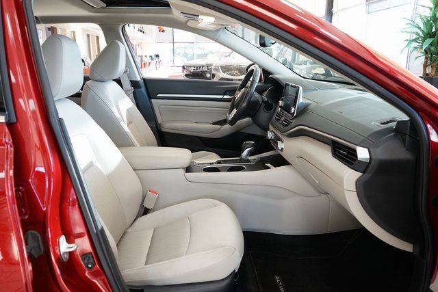 Used 2019 Nissan Altima 2.5 SV image 40