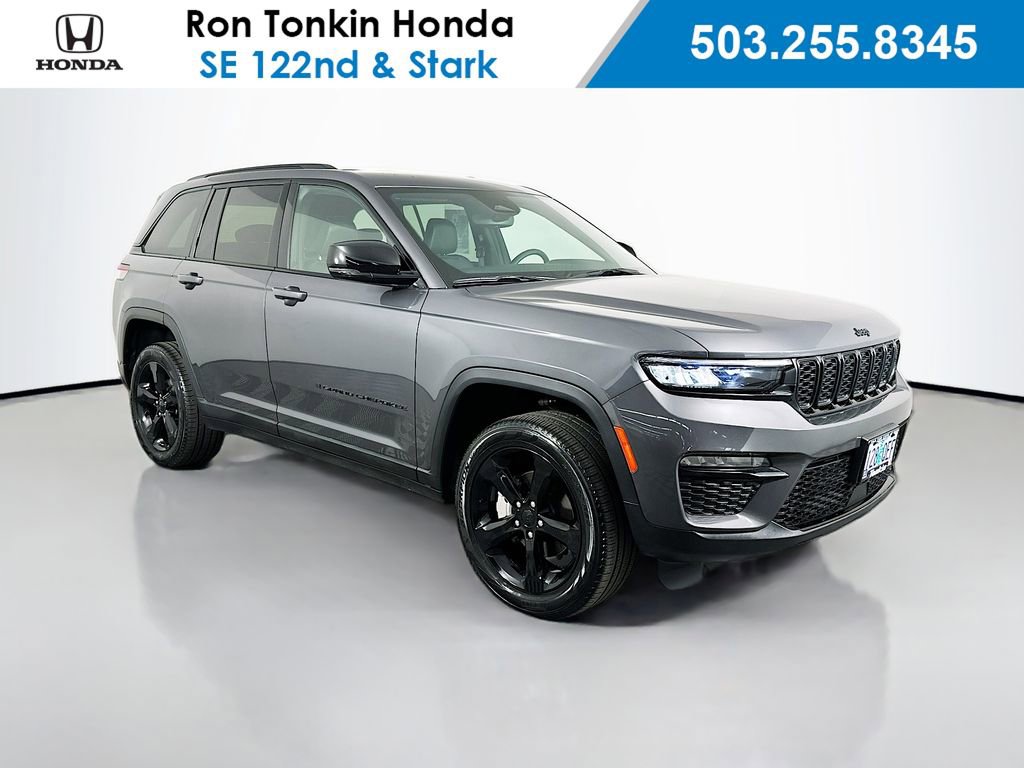 Used 2024 Jeep Grand Cherokee Limited w/ Black Appearance Package image 1
