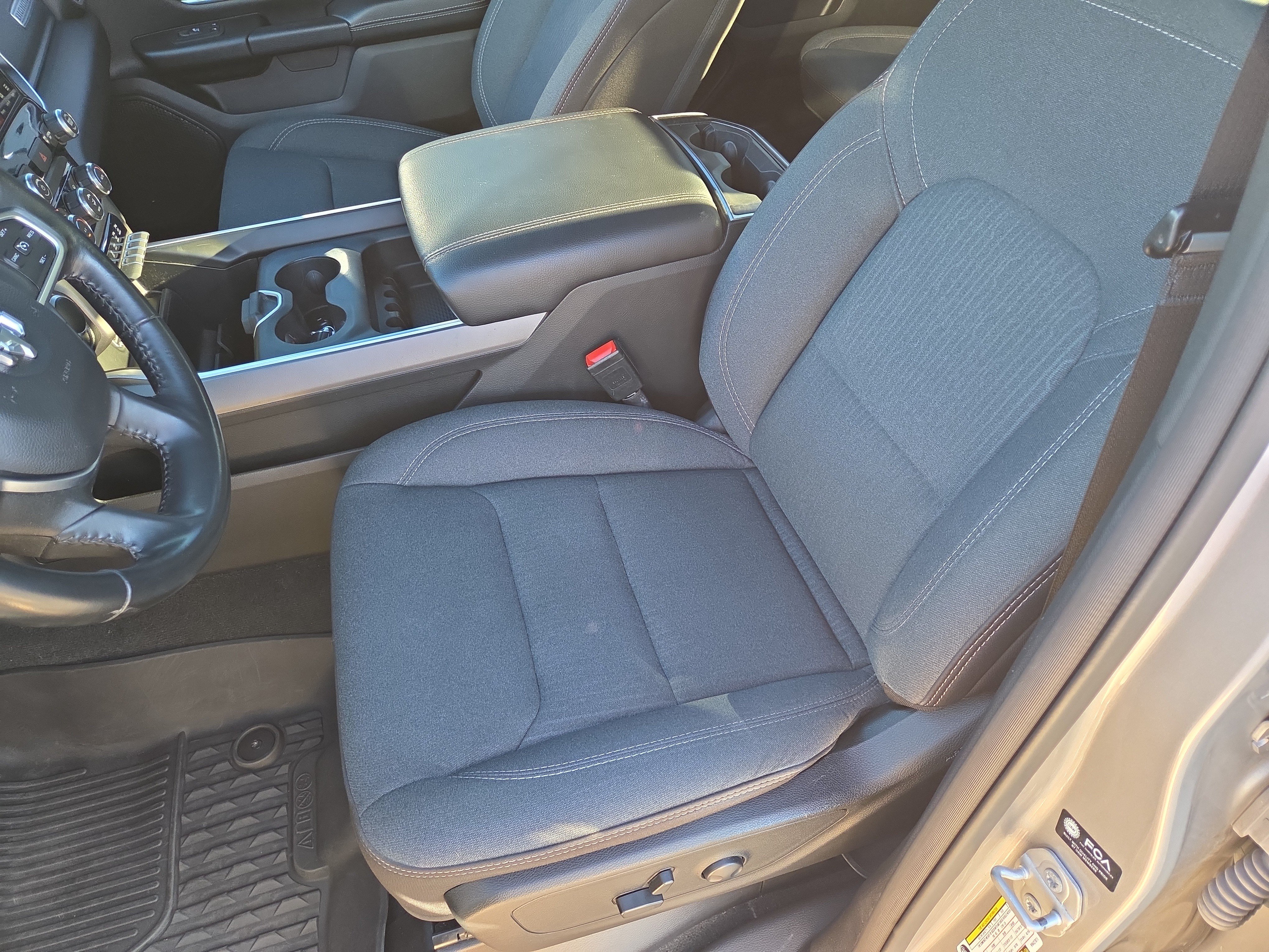 Certified 2022 RAM 1500 Big Horn AWD/4WD image 14
