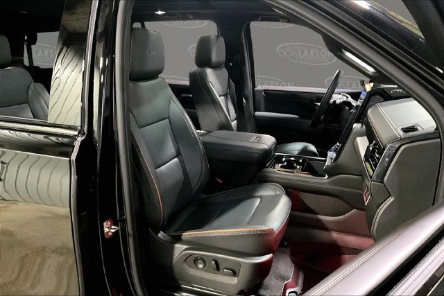 New 2026 GMC Yukon AT4 w/ AT4 Premium Package AWD/4WD image 14