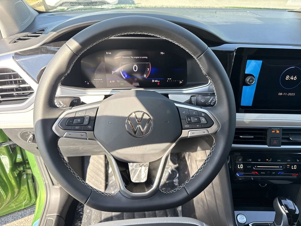 New 2025 Volkswagen Taos SE image 24
