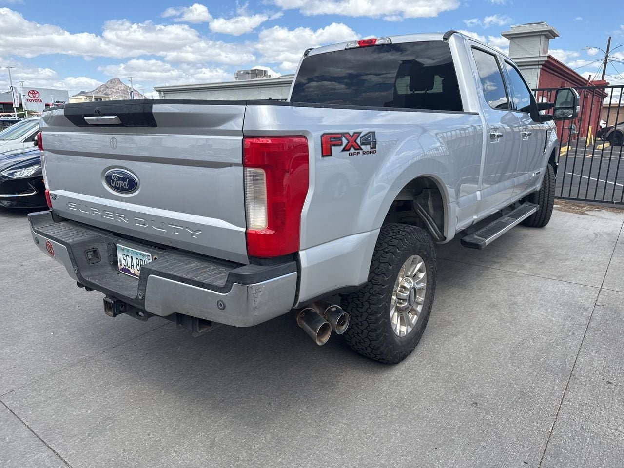 Used 2018 Ford F250 XLT w/ XLT Premium Package AWD/4WD image 10