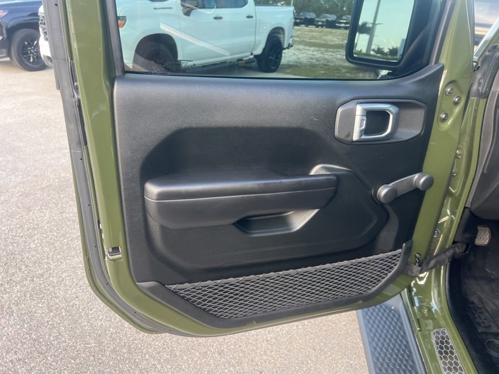 Certified 2020 Jeep Wrangler Sport AWD/4WD image 25