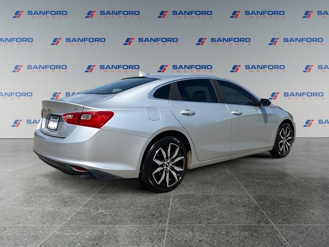 Used 2017 Chevrolet Malibu LT w/ Driver Confidence Package FWD image 5