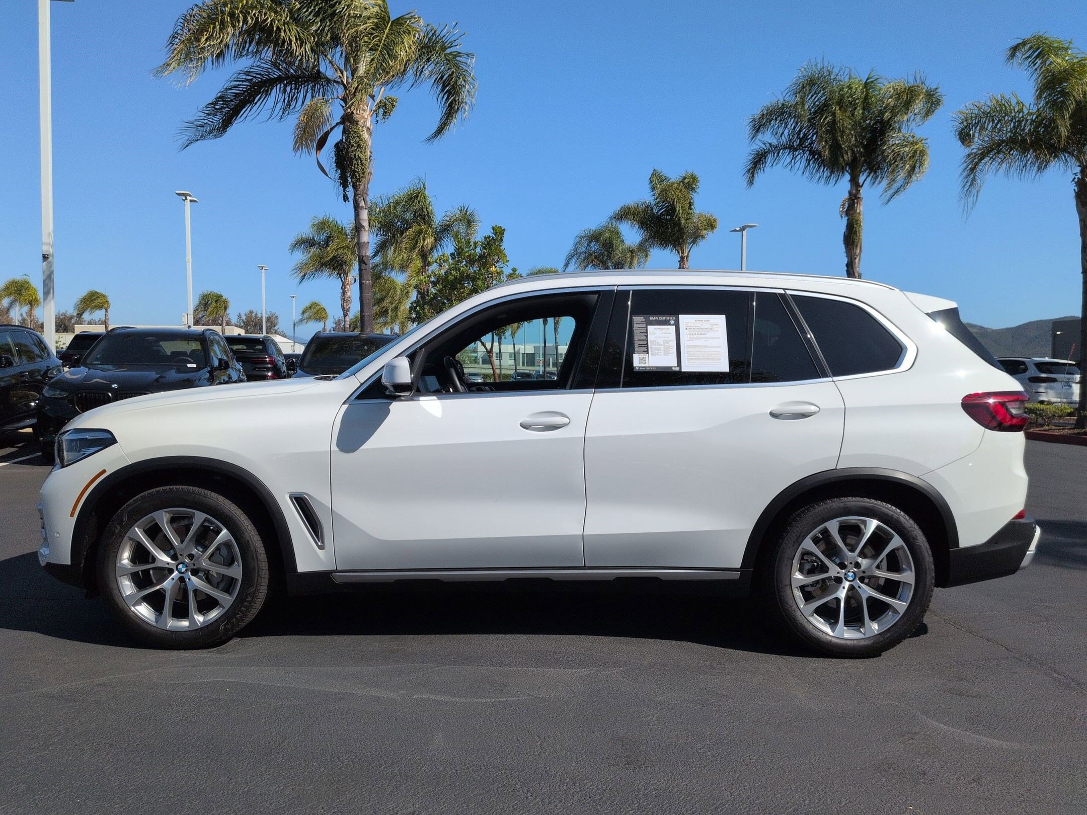 Certified 2023 BMW X5 xDrive40i w/ Premium Package AWD/4WD image 7