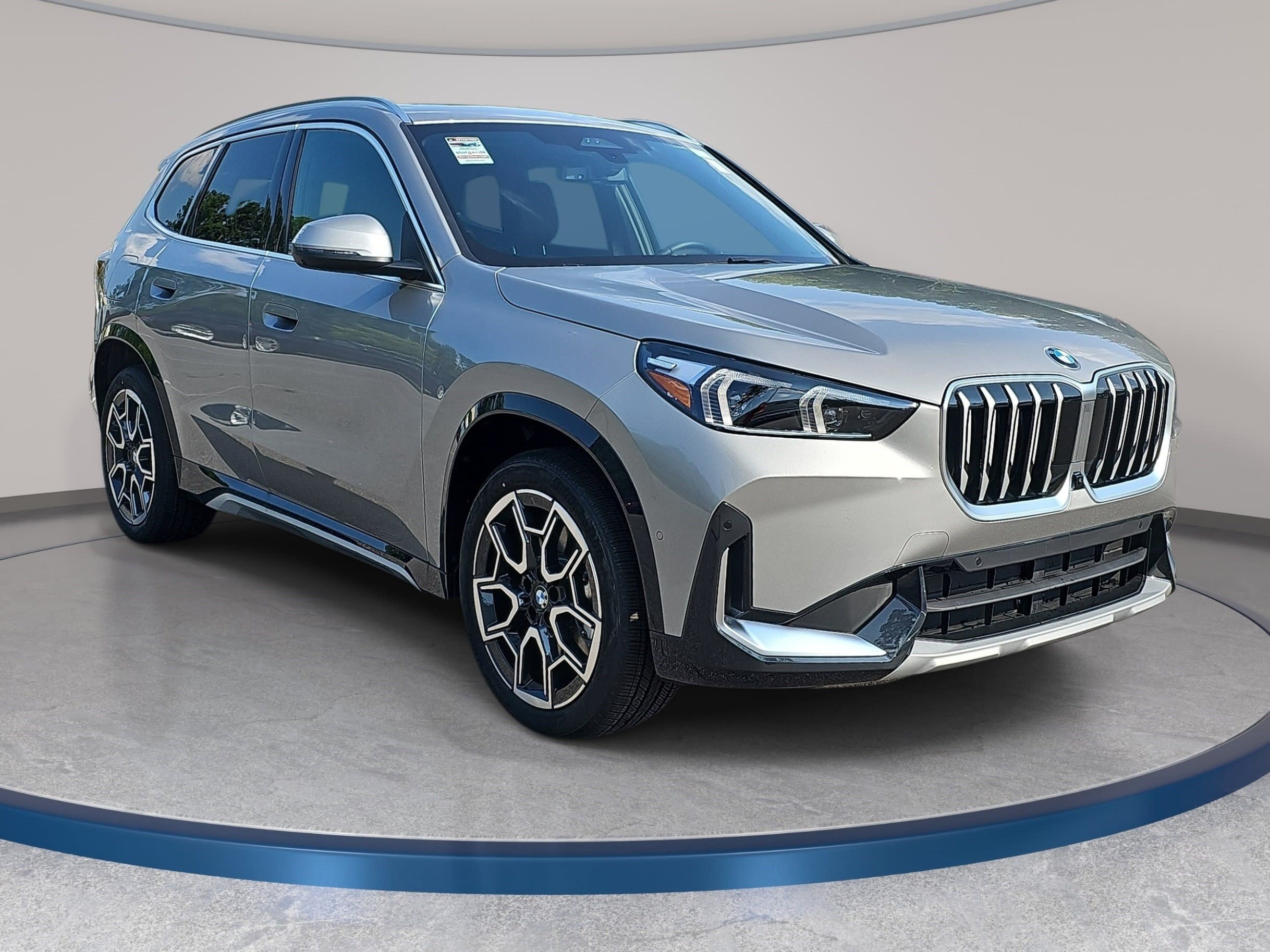 New 2026 BMW X1 xDrive28i w/ Technology Package AWD/4WD image 3