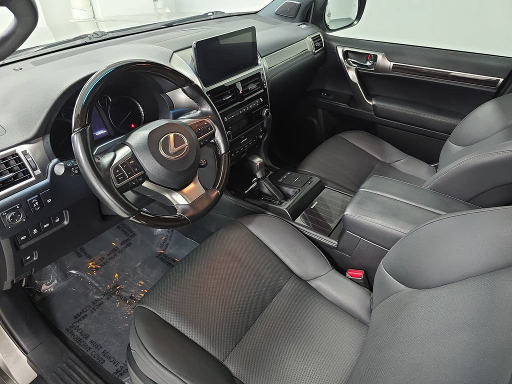 Used 2022 Lexus GX 460 Premium w/ Premium Plus Package AWD/4WD image 4