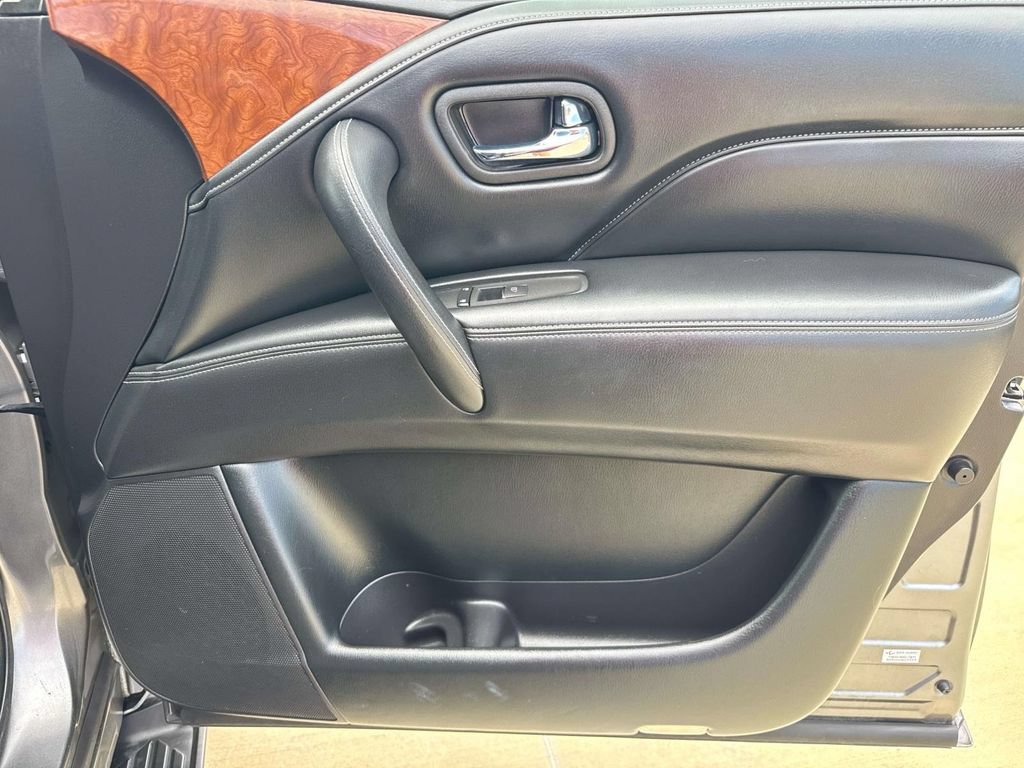 Used 2019 INFINITI QX80 Luxe w/ Proassist Package RWD image 19