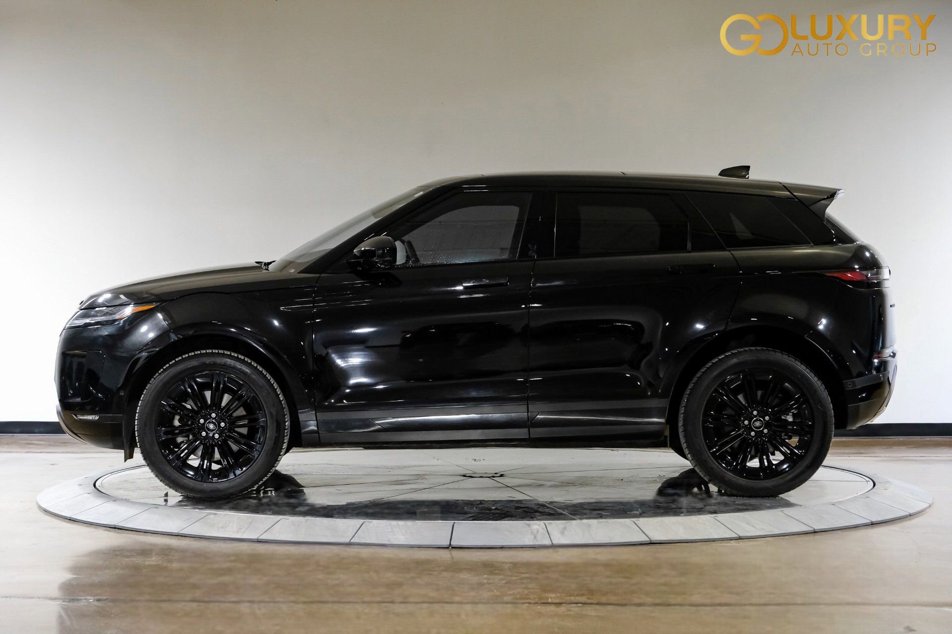 Used 2024 Land Rover Range Rover Evoque S image 13