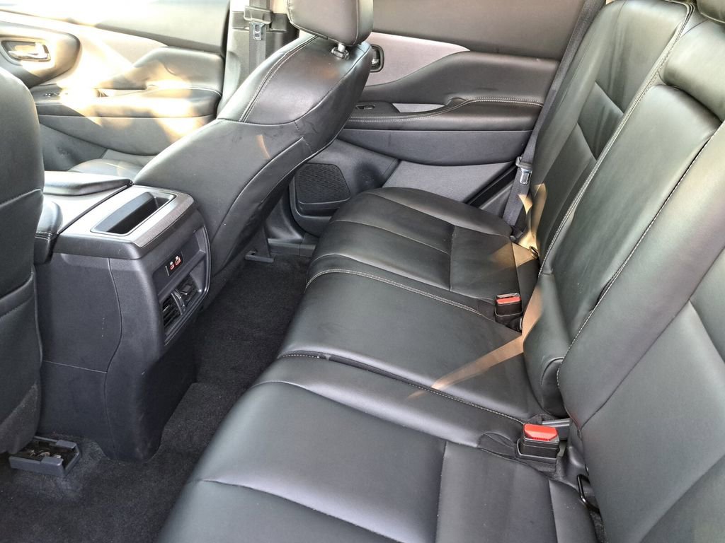 Used 2023 Nissan Murano SV image 20