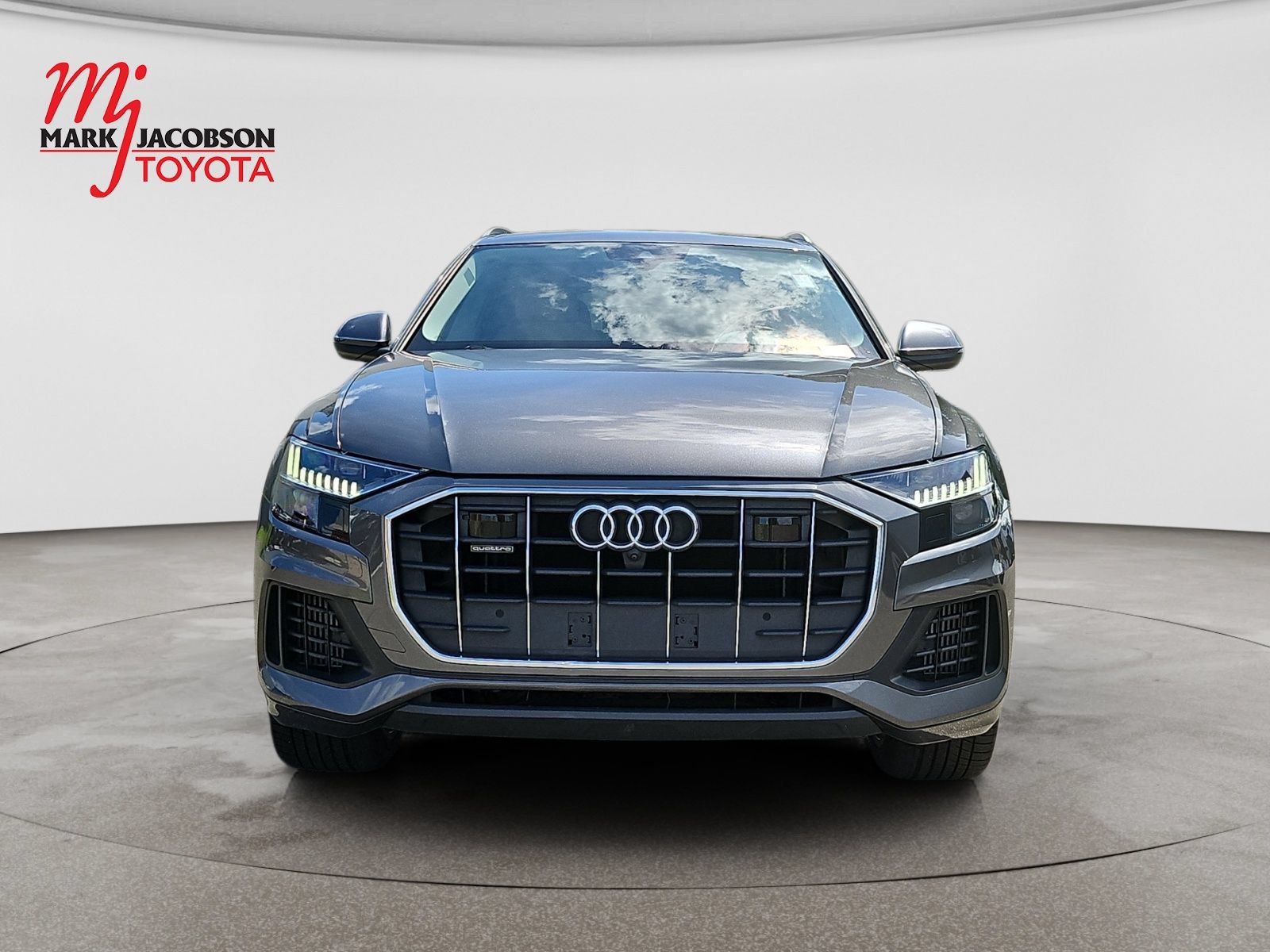 Used 2021 Audi Q8 Premium Plus w/ Premium Plus Package AWD/4WD image 2