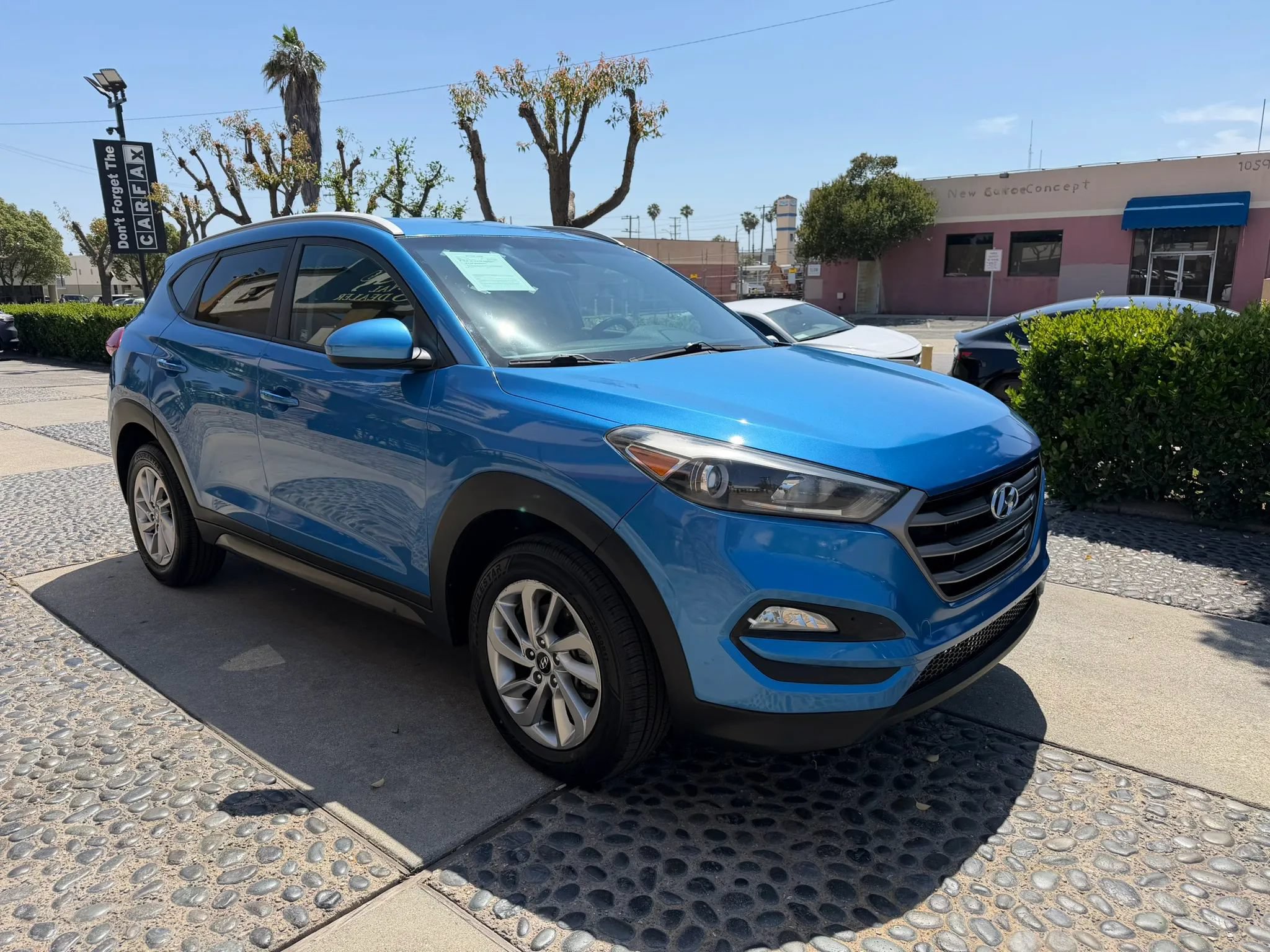 Used 2016 Hyundai Tucson SE w/ Option Group 02 FWD image 3