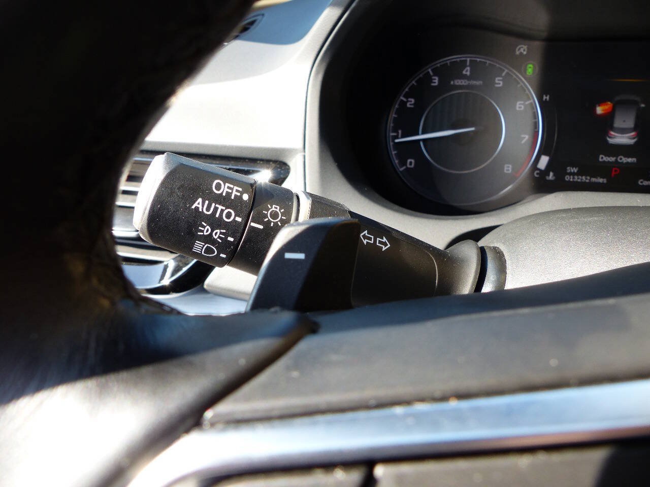 Used 2024 Acura RDX w/ Technology Package AWD/4WD image 32