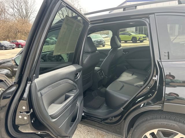 Certified 2025 Subaru Forester Limited w/ Popular Package image 13