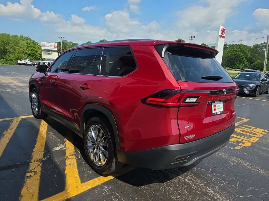 Used 2026 Toyota Grand Highlander AWD image 7