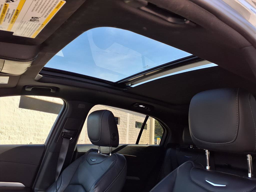 Certified 2023 Cadillac XT4 Premium Luxury image 22