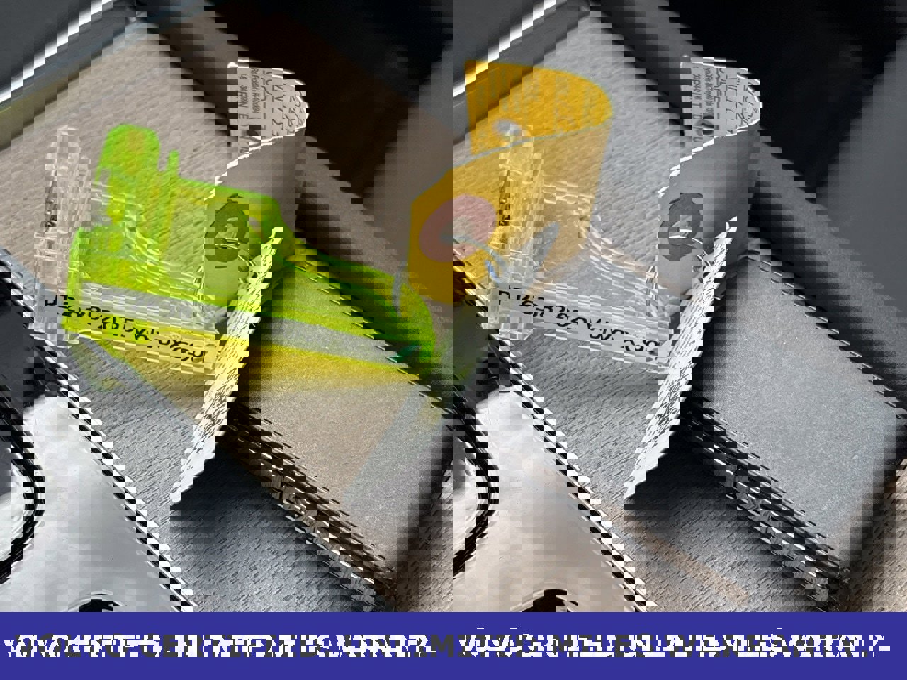 Certified 2025 Volvo XC90 B6 Plus image 32