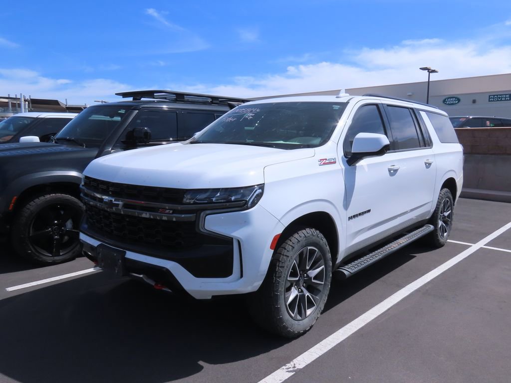 Used 2021 Chevrolet Suburban Z71 AWD/4WD image 2