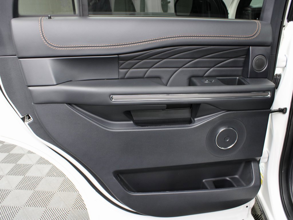 Used 2024 Ford Expedition Platinum image 72