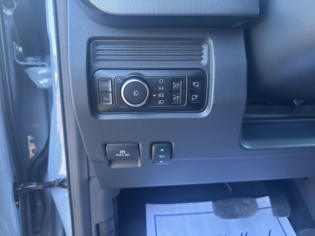 New 2026 Ford F250 Platinum image 36