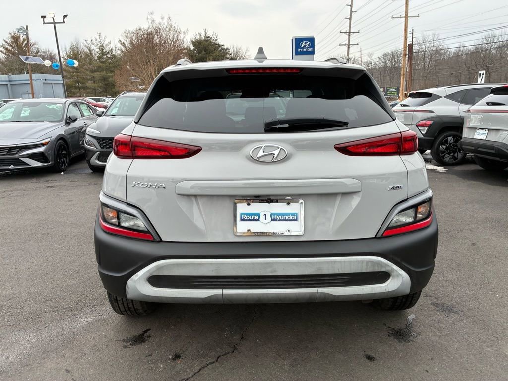 Used 2023 Hyundai Kona SEL image 6
