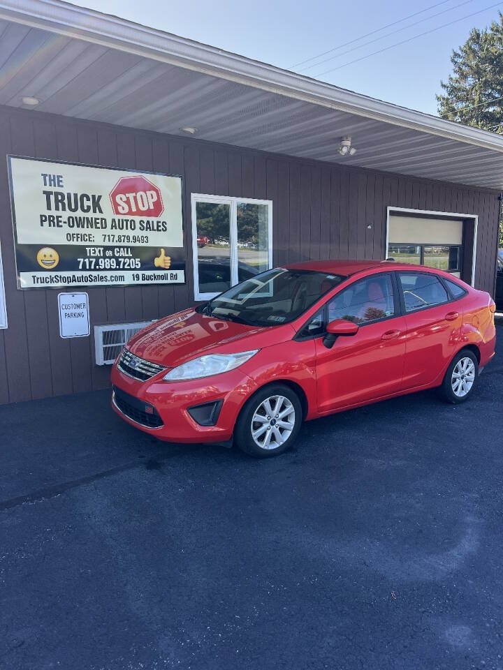 Used 2012 Ford Fiesta SE FWD image 1