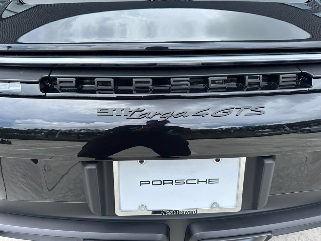 Certified 2026 Porsche 911 Targa 4 GTS AWD/4WD image 16