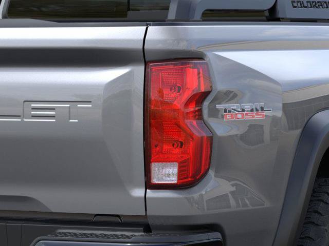 New 2026 Chevrolet Colorado Trail Boss w/ Midnight Edition AWD/4WD image 11