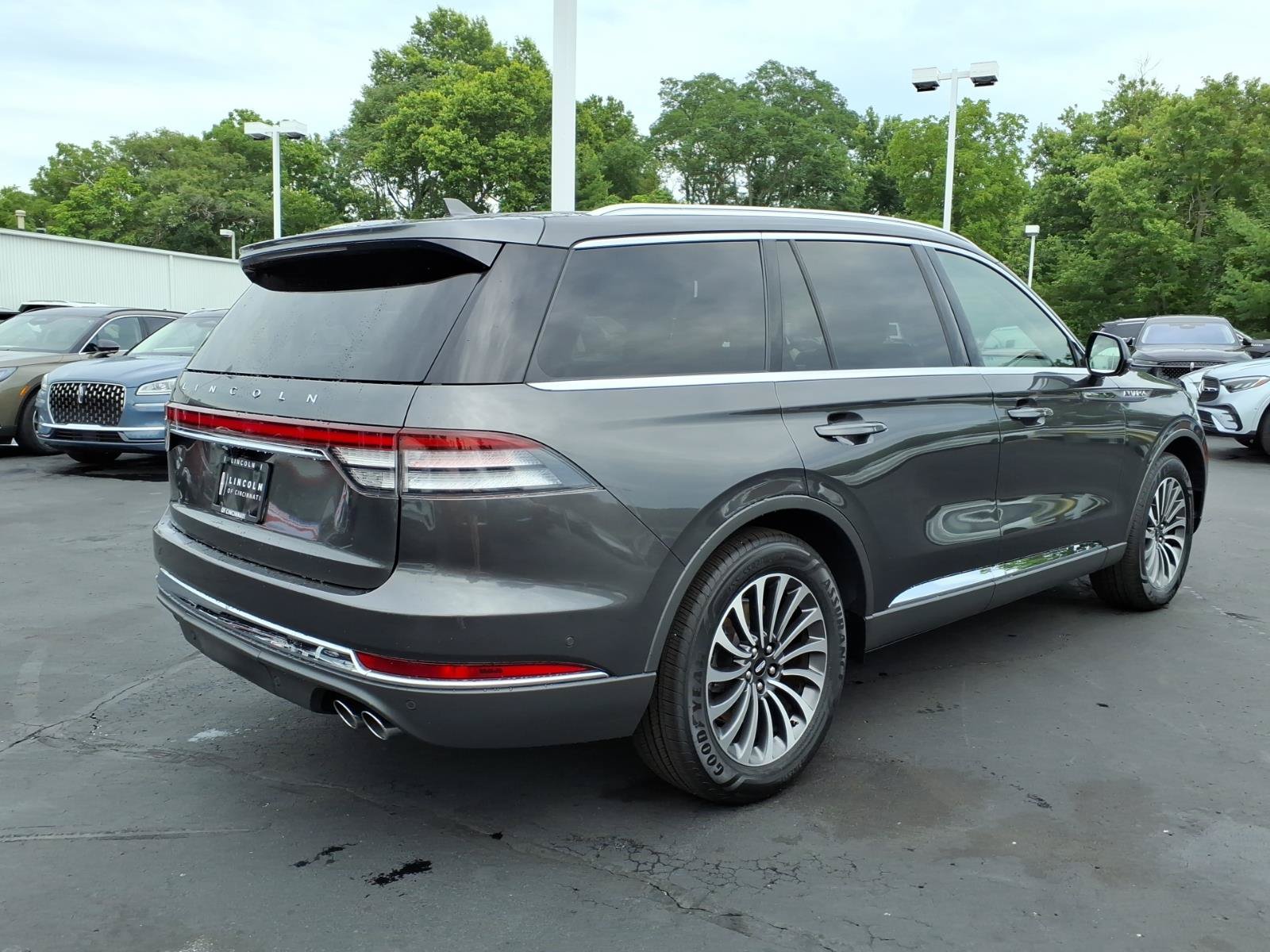Used 2020 Lincoln Aviator Reserve w/ Equipment Group 201A AWD/4WD image 7