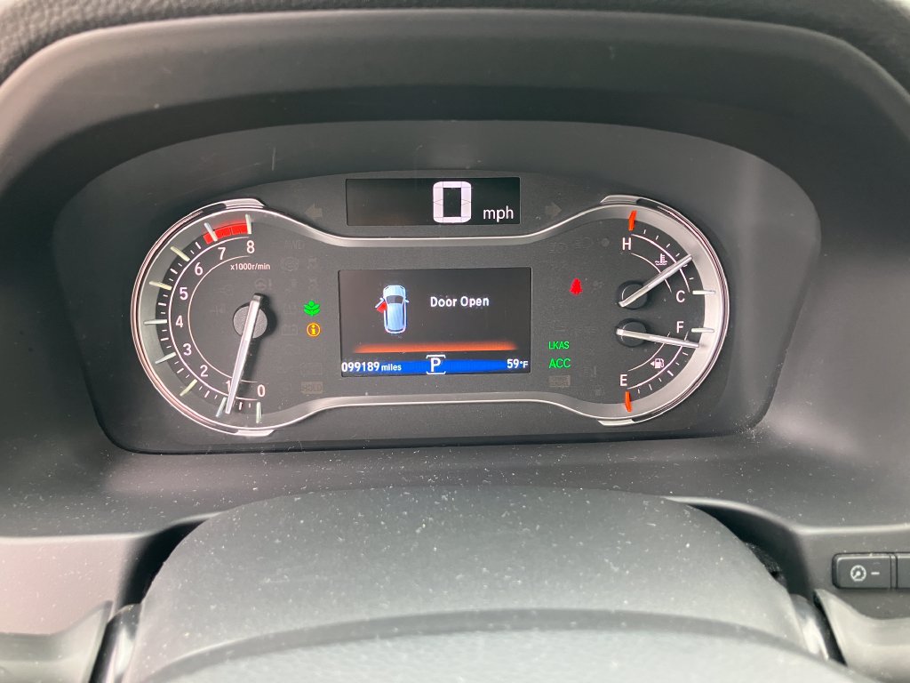 Used 2016 Honda Pilot Touring image 10