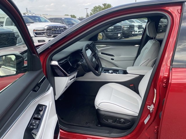 New 2025 Jeep Wagoneer S Limited image 16