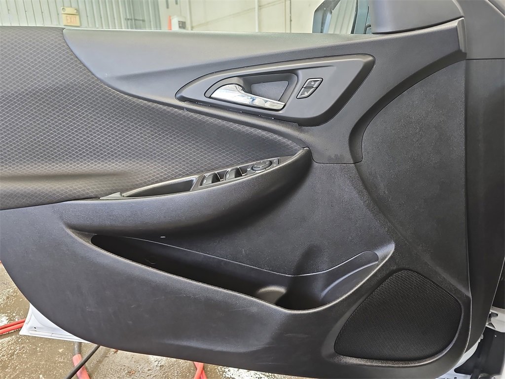 Used 2024 Chevrolet Malibu LT image 25