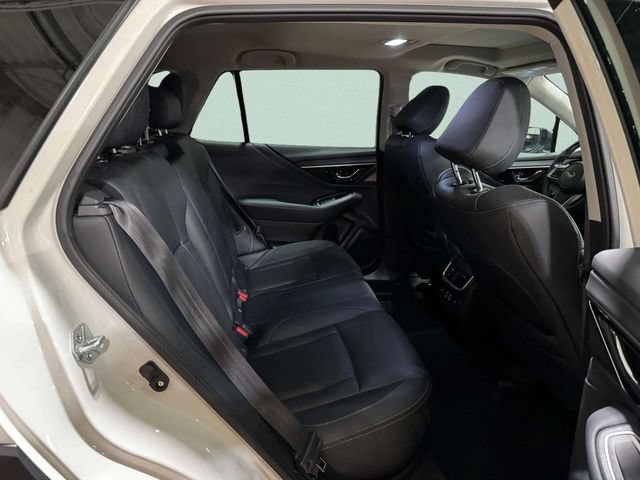 Used 2023 Subaru Outback Touring XT w/ Tech Package 3 AWD/4WD image 28