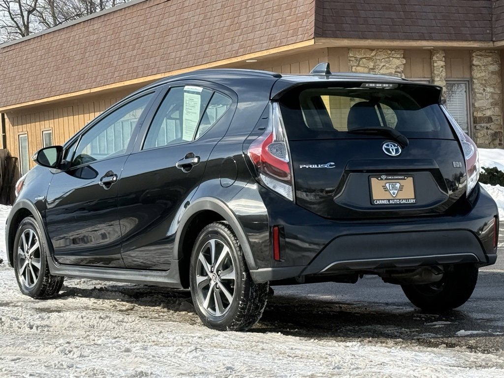 Used 2018 Toyota Prius C One image 3
