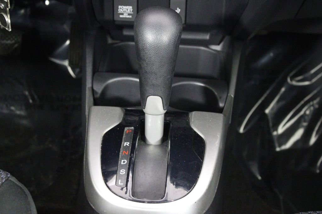 Used 2020 Honda Fit LX image 32