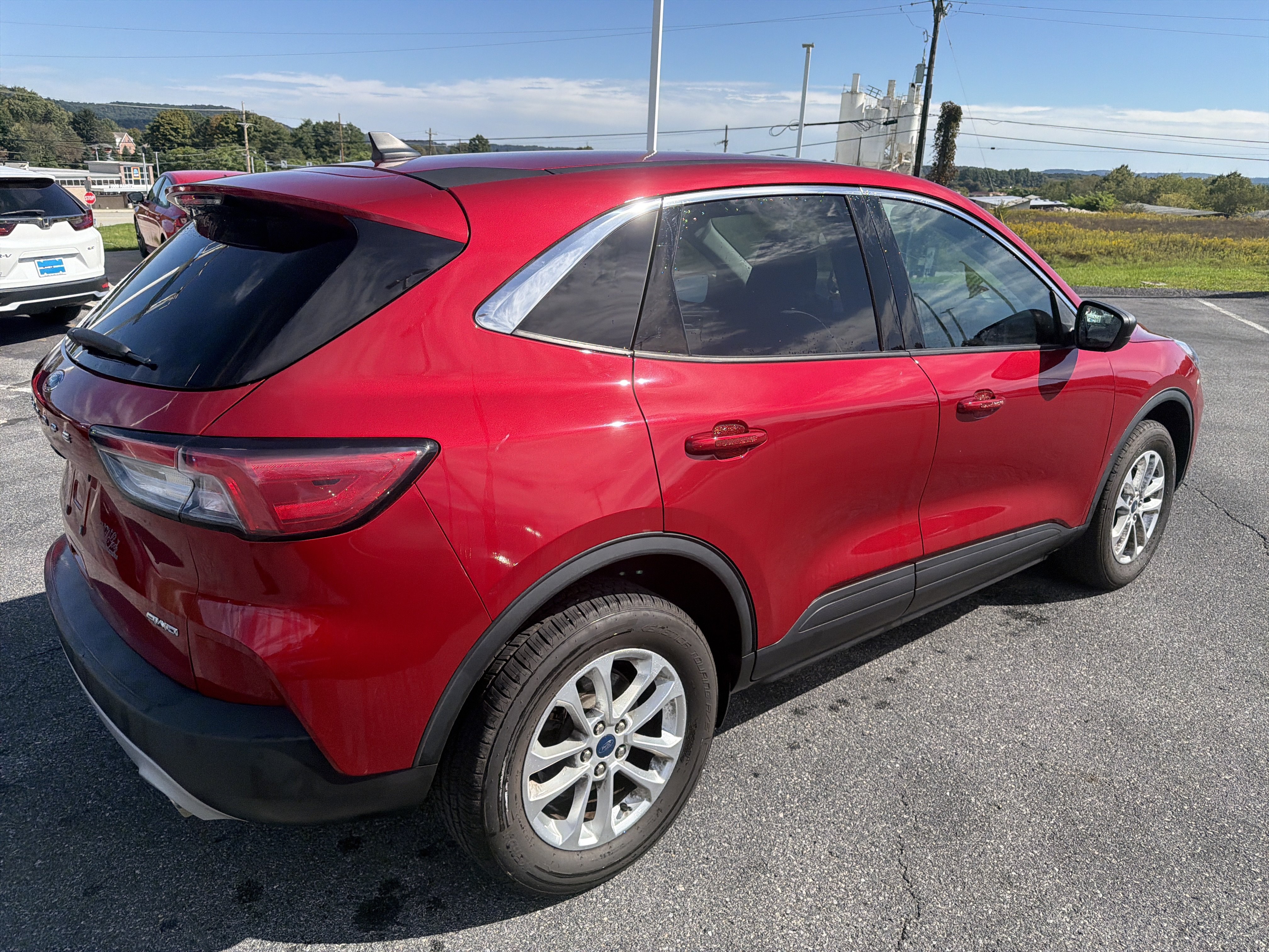 Used 2022 Ford Escape SE w/ Convenience Package AWD/4WD image 4