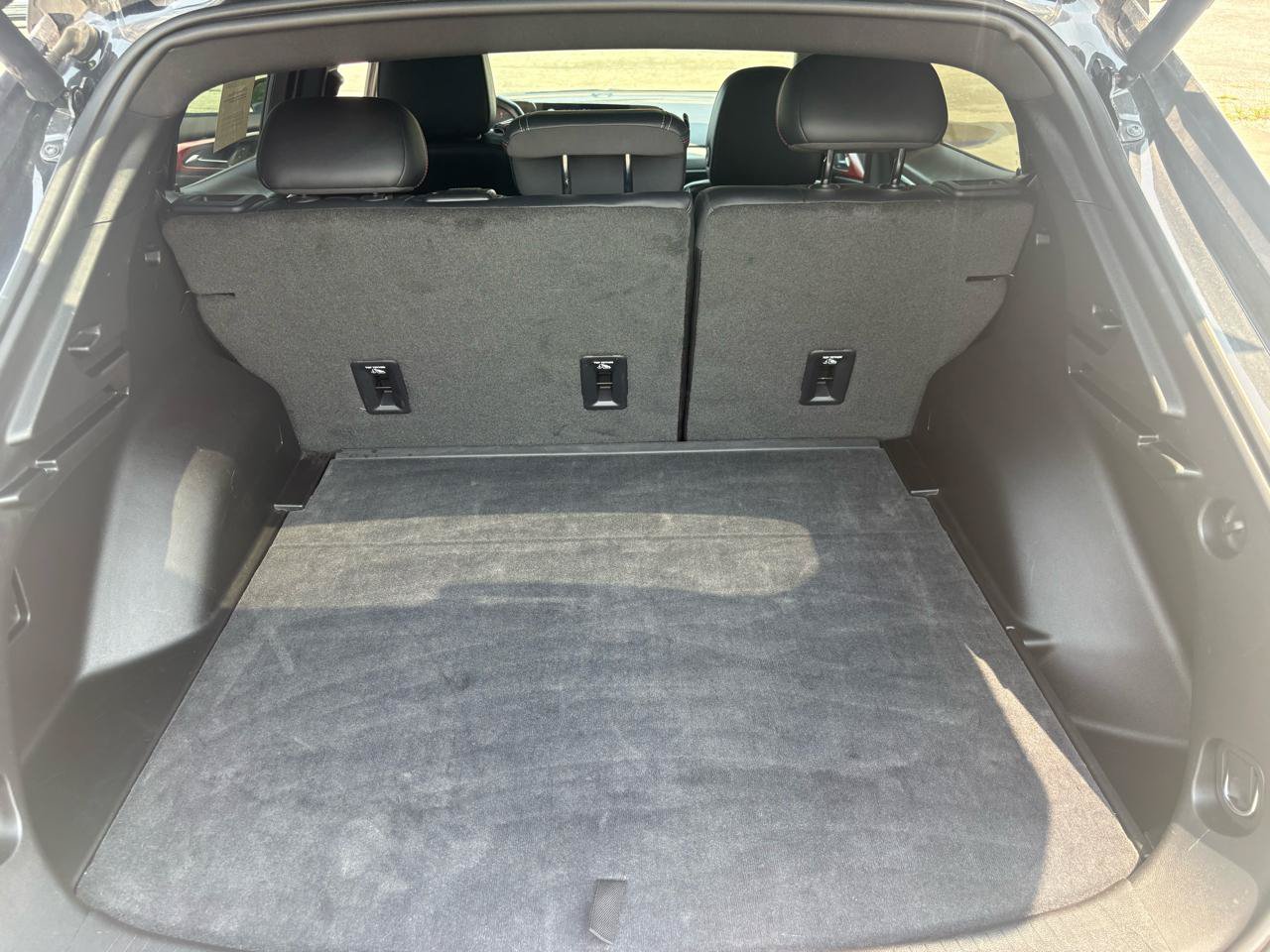Used 2024 Chevrolet Equinox EV RS FWD image 57