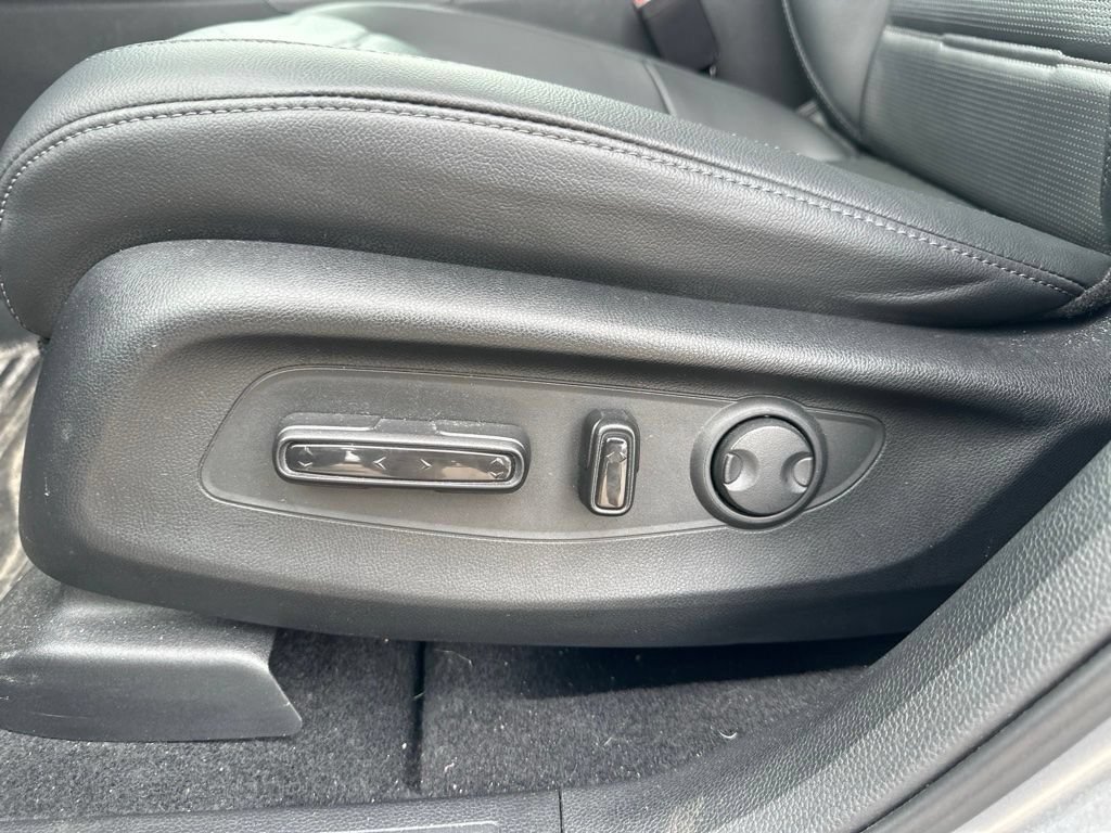 Used 2024 Honda CR-V EX-L image 17