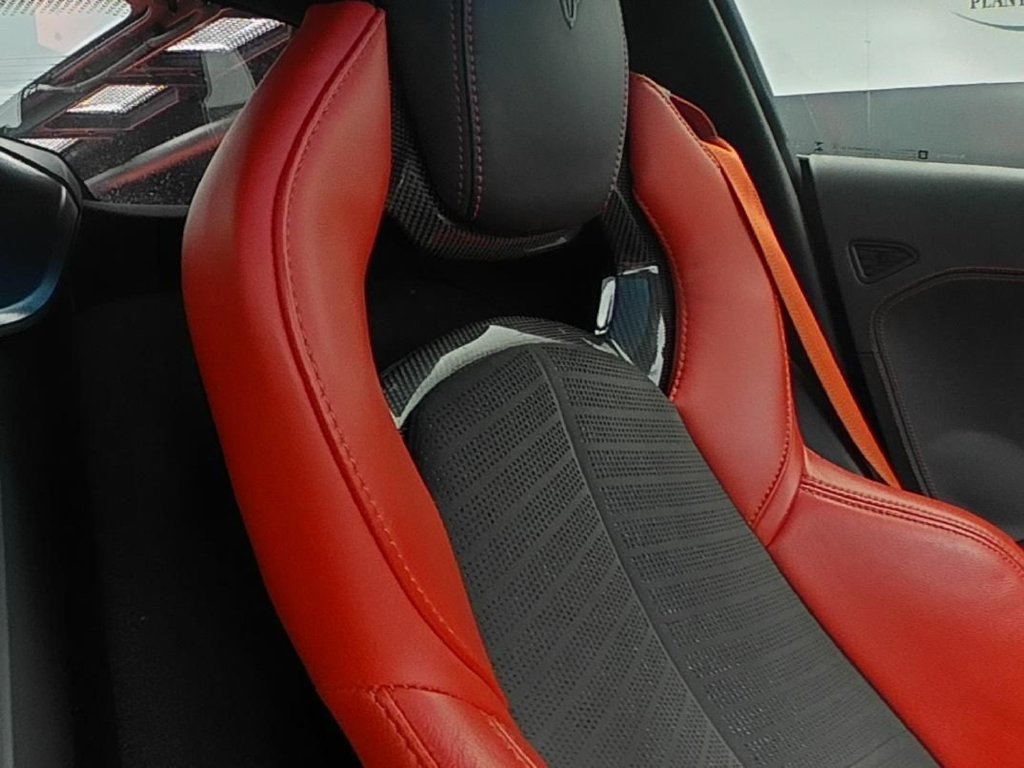 Used 2022 Chevrolet Corvette Stingray Preferred Cpe w/ Z51 Performance Package RWD image 11