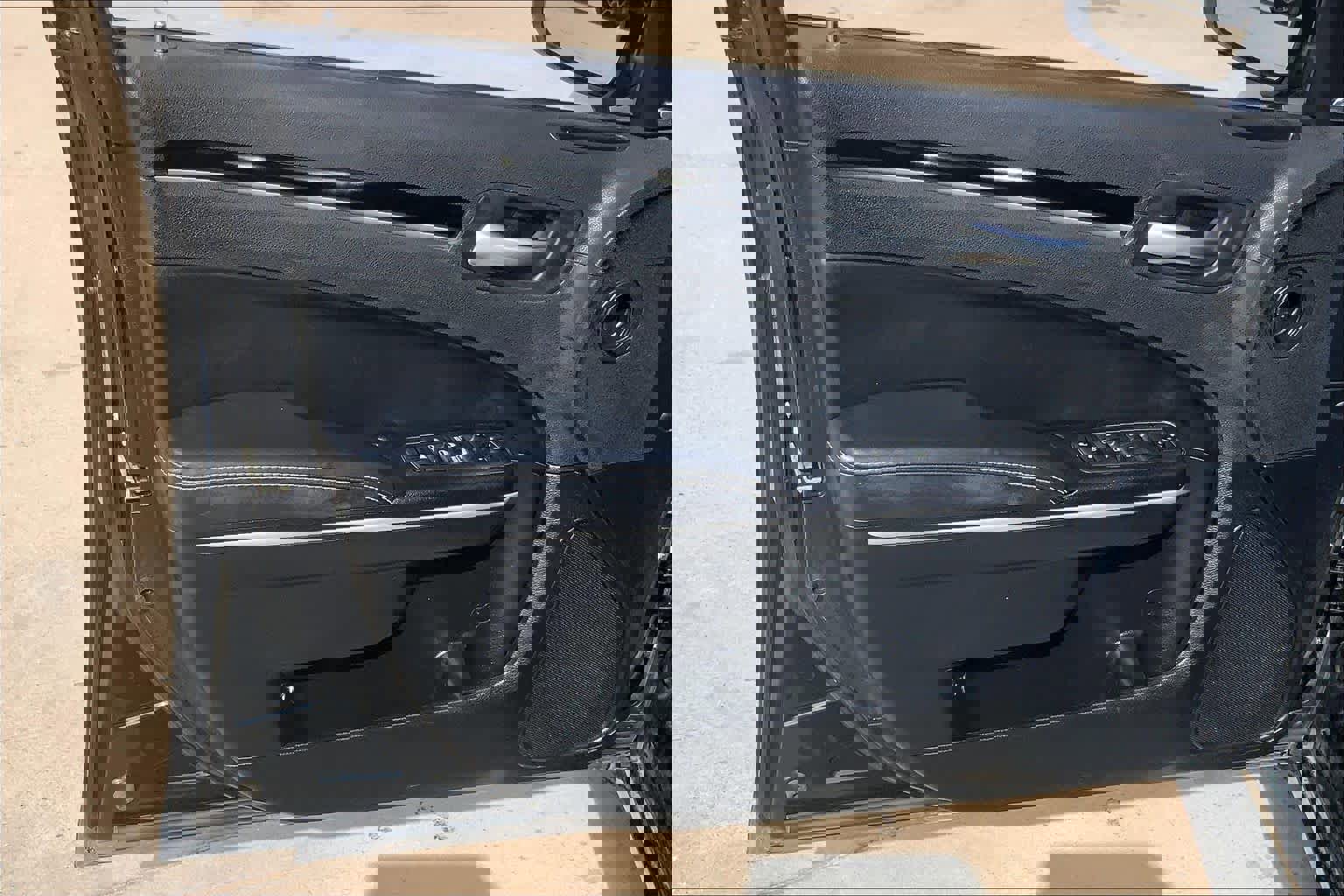 Used 2020 Chrysler 300 S image 21