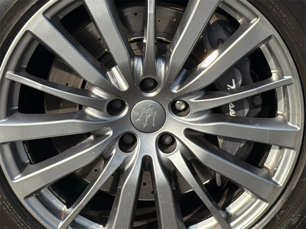 Used 2019 Maserati Ghibli S Q4 image 6