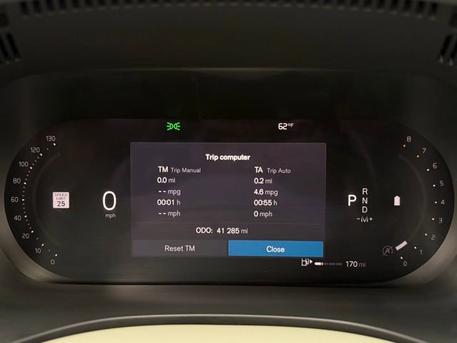Used 2022 Volvo XC60 B5 Momentum AWD/4WD image 16
